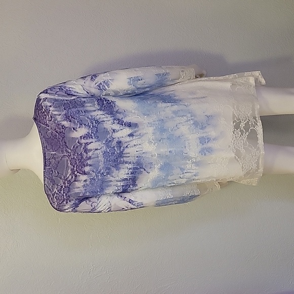 3/$30 CAL STYLE Bedazzled Lace Overlay Ombre Watercolor Assymetric Tunic - Picture 5 of 7